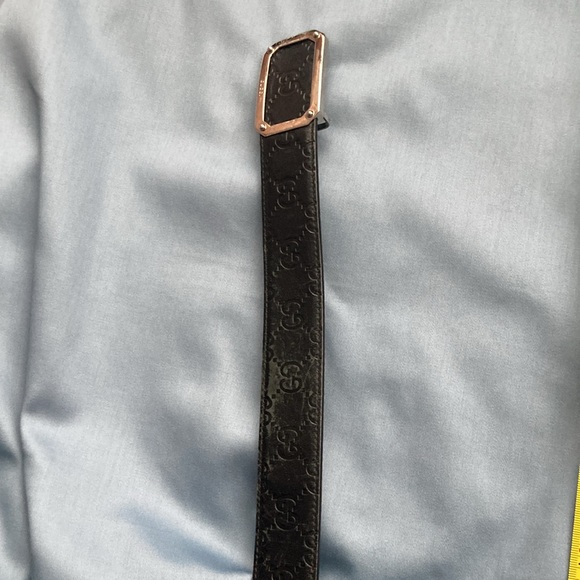 Men’s Gucci Signature Leather Belt - Picture 11 of 12